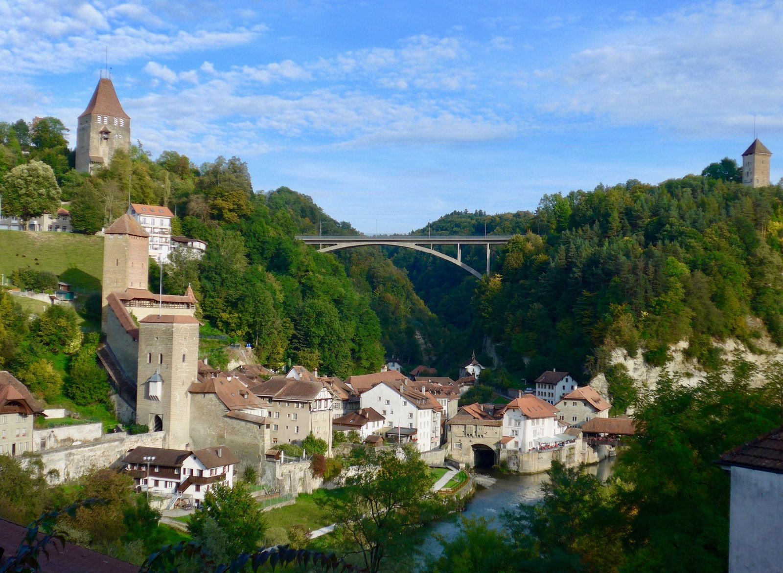 Création site web Fribourg - vieille ville et ponts